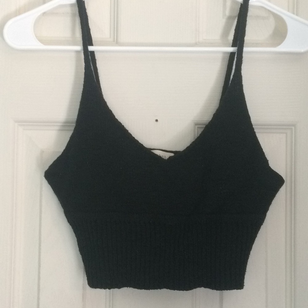 Black crop top